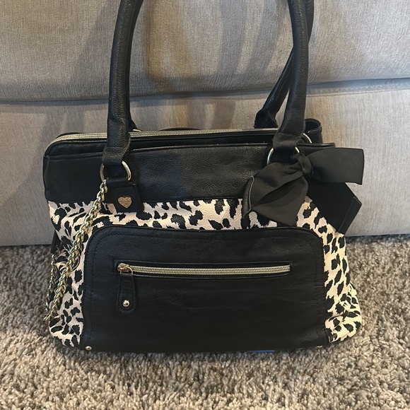 Leopard Betsy Johnson Purse - Picture 2 of 4